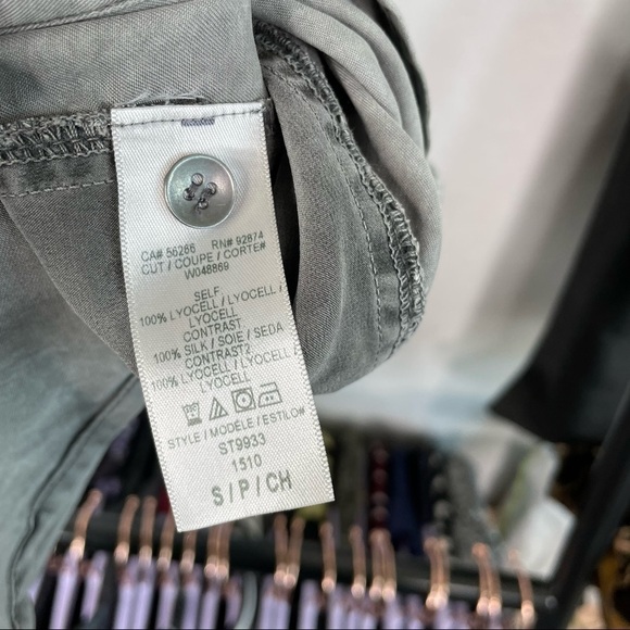 splendid Gray Lyocell & Silk Button Up Blouse - Picture 6 of 8